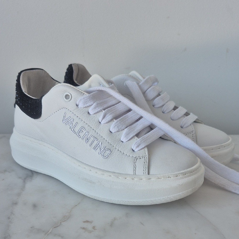 Mario Valentino White and Black Sneakers. Size 6